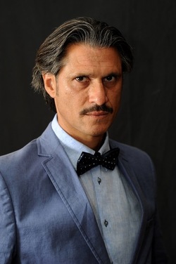 ROBERTO BONURA attore italiano siciliano. Fotografie di Giulio Azzarello ©2018. ROBERTO BONURA attore italiano siciliano. Fotografie di Giulio Azzarello ©2018.