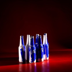 BOTTIGLIE. Fotografia di Giulio Azzarello ©2023. BOTTIGLIE. Fotografia di Giulio Azzarello ©2023.