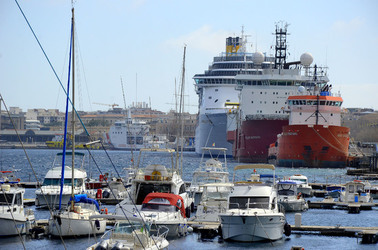 MESSINA città. Fotografie di Giulio Azzarello ©2016.