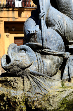 MONREALE in Sicilia. Fotografie di Giulio Azzarello &copy;2016.