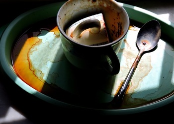 COLAZIONE fotografie di Giulio Azzarello &copy;2021.