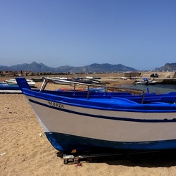 BARCHE. Fotografie di Giulio Azzarello &copy;2022.