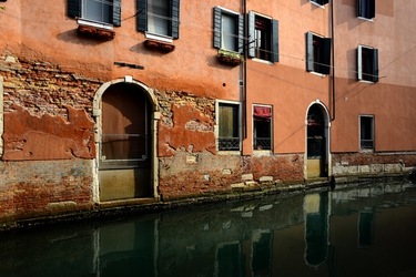 VENEZIA fotografie di Giulio Azzarello ©2022.