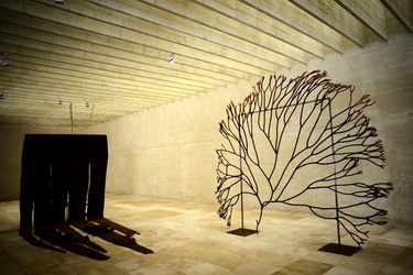 BIENNALE di VENEZIA Arte Contemporanea Giardini. Fotografie di Giulio Azzarello &copy;2020.