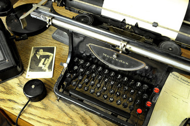 IL MUSEO SCHINDLER a Cracovia. Fotografie di Giulio Azzarello ©2016. IL MUSEO SCHINDLER a Cracovia. Fotografie di Giulio Azzarello ©2016.