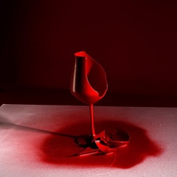 CALICE ROSSO. Fotografia di Giulio Azzarello &copy;2023.