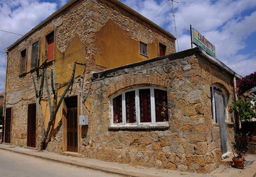 BORGO RURALE in provincia di Enna in Sicilia. Fotografie di Giulio Azzarello &copy;2014.