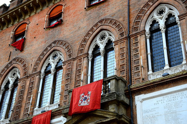BOLOGNA centro storico. Fotografie di Giulio Azzarello ©2016. BOLOGNA centro storico. Fotografie di Giulio Azzarello ©2016.