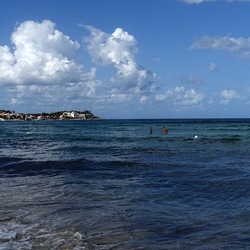 MONDELLO. Fotografe di Giulio Azzarello &copy;2023.