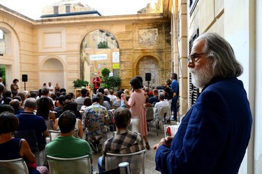 LA MACCHINA DEI SOGNI di Mimmo Cuticchio. Fotografie di Giulio Azzarello ©2020. LA MACCHINA DEI SOGNI di Mimmo Cuticchio. Fotografie di Giulio Azzarello ©2020.