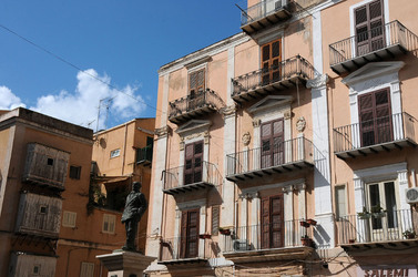 PORTO EMPEDOCLE in Sicilia. Fotografie di Giulio Azzarello &copy;2014.