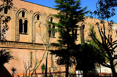 MONREALE in Sicilia. Fotografie di Giulio Azzarello &copy;2016.
