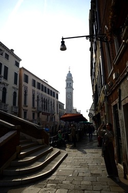 VENEZIA fotografie di Giulio Azzarello ©2022.