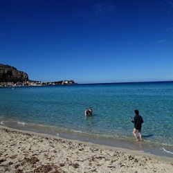 MONDELLO. Fotografie di Giulio Azzarello ©2024.