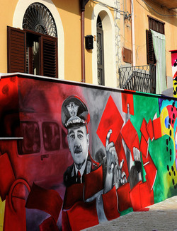 IL MURO DELL ANTIMAFIA e della legalit&agrave; a Partinico in Sicilia. Fotografie di Giulio Azzarello &copy;2014.