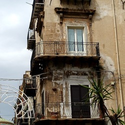 PALERMO. Fotografie di Giulio Azzarello &copy;2022.