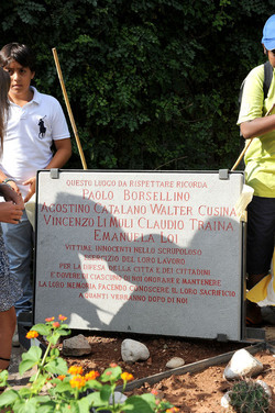 LAPIDE BORSELLINO a Palermo. Fotografie di Giulio Azzarello ©2014.