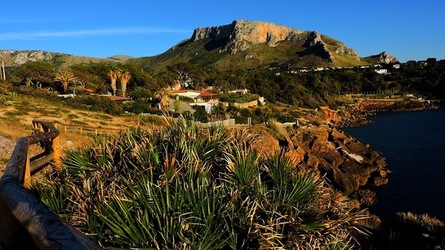 CAPO RAMA riserva naturale Terrasini. Fotografie di Giulio Azzarello &copy;2020.