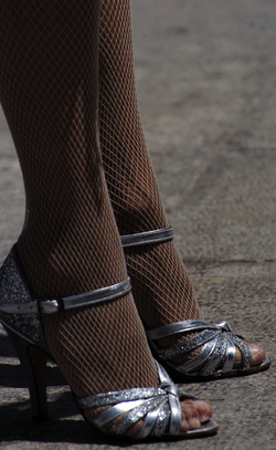 DIEGO CALARCO e il suo tango argentino. Fotografie di Giulio Azzarello ©2014. DIEGO CALARCO e il suo tango argentino. Fotografie di Giulio Azzarello ©2014.