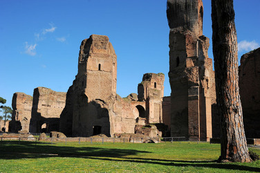 LE TERME DI CARACALLA a Roma visioni panoramiche o particolari. Fotografie di Giulio Azzarello &copy;2014.