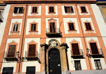 PALAZZO RISO Palermo. Fotografie di Giulio Azzarello ©2020. PALAZZO RISO Palermo. Fotografie di Giulio Azzarello ©2020.
