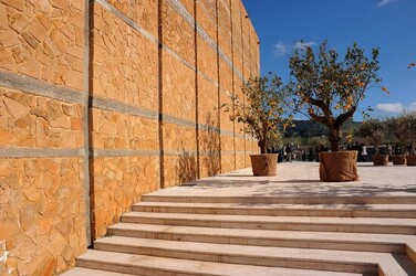 LA CHIESA MADRE a Gibellina nel Belice in Sicilia. Fotografie di Giulio Azzarello &copy;2014.