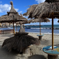 MONDELLO. Fotografe di Giulio Azzarello &copy;2023.