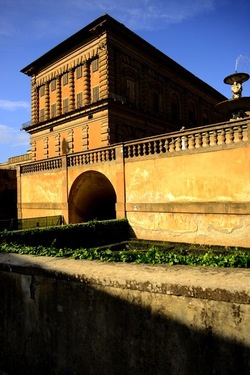 FIRENZE PALAZZO PITTI e GIARDINO DI BOBOLI. Fotografie di Giulio Azzarello &copy;2022.
