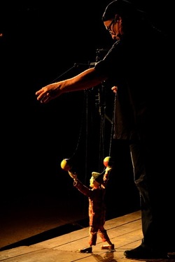 LA MACCHINA DEI SOGNI di Mimmo Cuticchio. Fotografie di Giulio Azzarello &copy;2020.