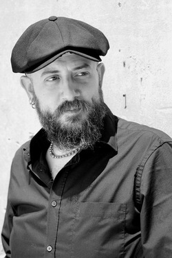 ALESSIO BOSCO artista musicista compositore. Fotografie di Giulio Azzarello &copy;2018.