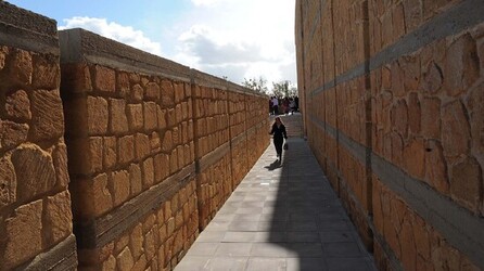 LA CHIESA MADRE a Gibellina nel Belice in Sicilia. Fotografie di Giulio Azzarello &copy;2014.