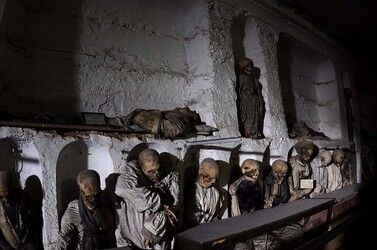 LE CATACOMBE dei cappuccini a Palermo in Sicilia. Fotografie di Giulio Azzarello &copy;2014.