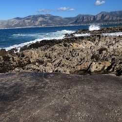 COSTA SICILIANA. Fotografie di Giulio Azzarello &copy;2022.