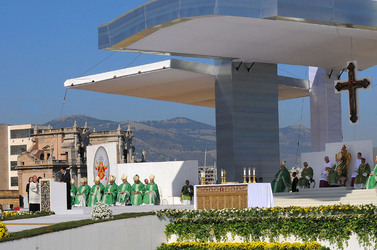 IL PAPA A PALERMO Papa Bendetto XVI. Fotografie di Giulio Azzarello ©2010 14.