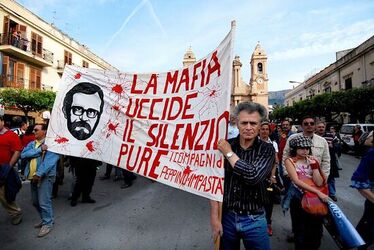 PEPPINO IMPASTATO e il suo mito. Fotografie di Giulio Azzarello ©2014.