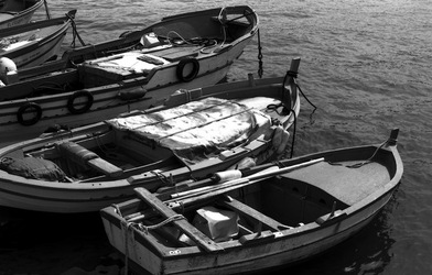 BIANCO NERO. Fotografie di Giulio Azzarello ©2021. BIANCO NERO. Fotografie di Giulio Azzarello ©2021.