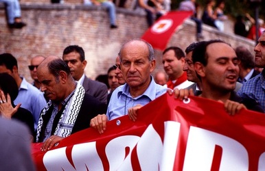 MANIFESTAZIONE fotografie di Giulio Azzarello ©2001 2022. MANIFESTAZIONE fotografie di Giulio Azzarello ©2001 2022.
