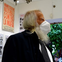 PEPPINO IMPASTATO. Fotografie di Giulio Azzarello ©2022. PEPPINO IMPASTATO. Fotografie di Giulio Azzarello ©2022.