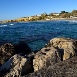 COSTA SICILIANA. Fotografie di Giulio Azzarello &copy;2022.