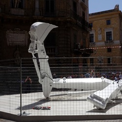 INSTALLAZIONE. Fotografie di Giulio Azzarello ©2022.