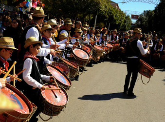 Tamburai siciliani di Agrigento. Fotografie di Giulio Azzarello &copy;2017.