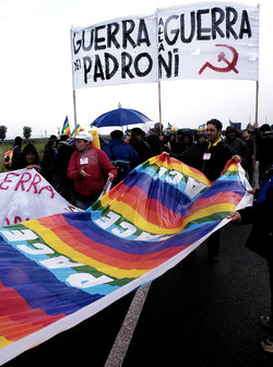 MANIFESTAZIONE per la PACE. Fotografie di Giulio Azzarello ©2014. MANIFESTAZIONE per la PACE. Fotografie di Giulio Azzarello ©2014.