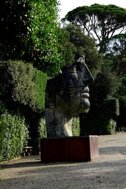 IGOR MITORAJ Giardino di Boboli. Fotografie di Giulio Azzarello &copy;2022.