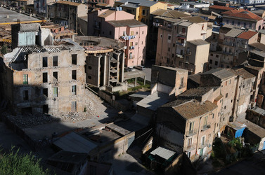 PORTO EMPEDOCLE in Sicilia. Fotografie di Giulio Azzarello &copy;2014.