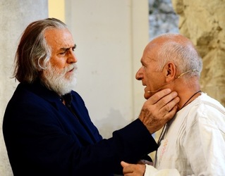 BRUNO LEONE Pulcinella. Fotografie di Giulio Azzarello ©2020. BRUNO LEONE Pulcinella. Fotografie di Giulio Azzarello ©2020.