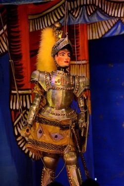 OPERA dei PUPI di Mimmo e Giacomo Cuticchio. Fotografia di Giulio Azzarello ©2020. OPERA dei PUPI di Mimmo e Giacomo Cuticchio. Fotografia di Giulio Azzarello ©2020.