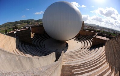 LA CHIESA MADRE a Gibellina nel Belice in Sicilia. Fotografie di Giulio Azzarello &copy;2014.