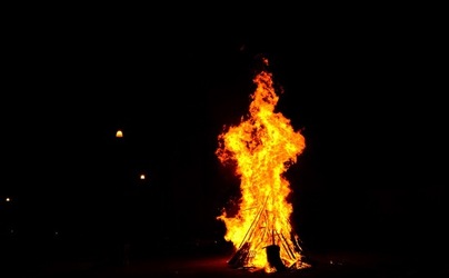 LA VAMPA DI SAN GIUSEPPE a Palermo. Fotografie di Giulio Azzarello ©2018. LA VAMPA DI SAN GIUSEPPE a Palermo. Fotografie di Giulio Azzarello ©2018.