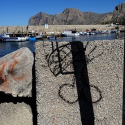 ISOLA. Fotografie di Giulio Azzarello &copy;2024.
