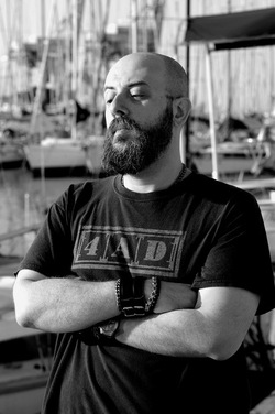 ALESSIO BOSCO artista musicista compositore. Fotografie di Giulio Azzarello &copy;2018.